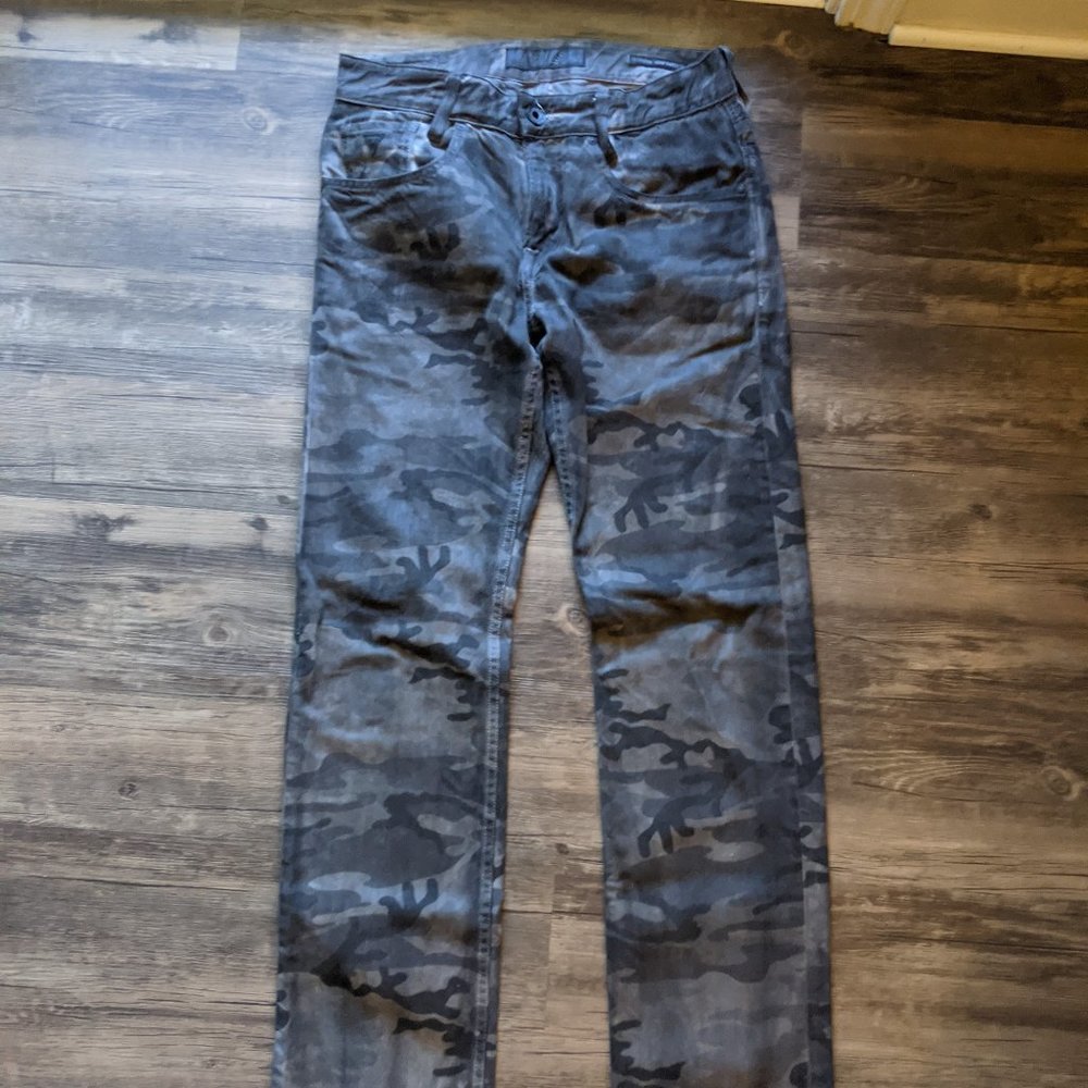 Guess Vintage Alameda Slim Tapered Jeans